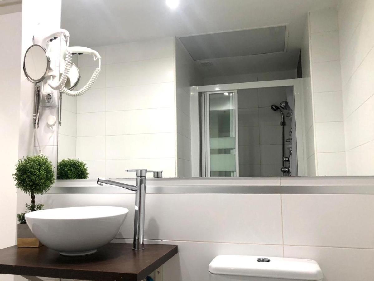 ¡Increible Ubicacion! Centro De La Ciudad Apartment Malaga Luaran gambar